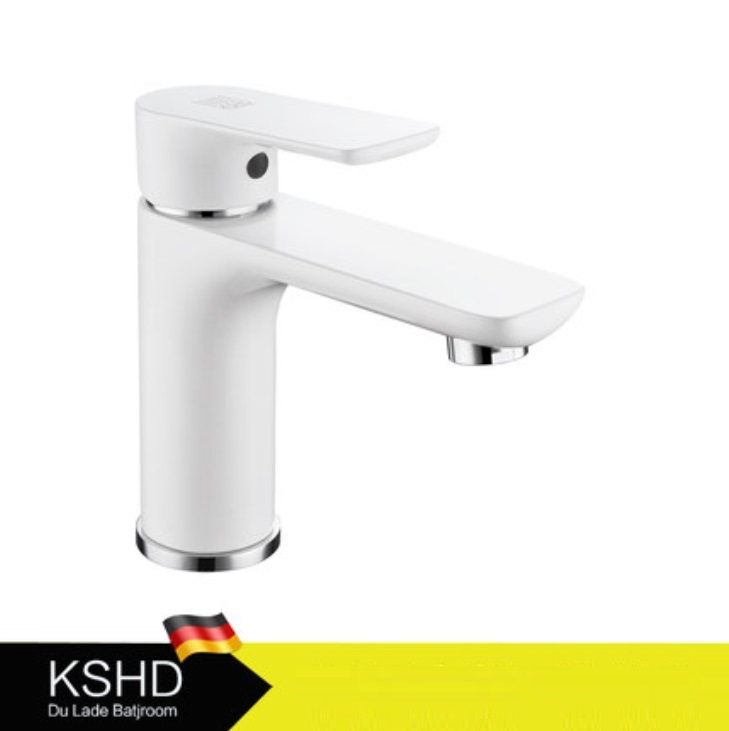 Vòi lavabo nóng lạnh thân thấp bằng đồng mạ PVD DL6002 5