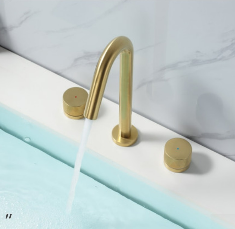 Vòi lavabo nóng lạnh bằng đồng ba lỗ DL7088C 6